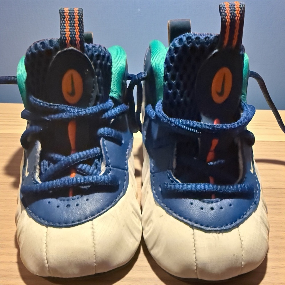 Nike Air Foam Kids Blue and White Sneakers